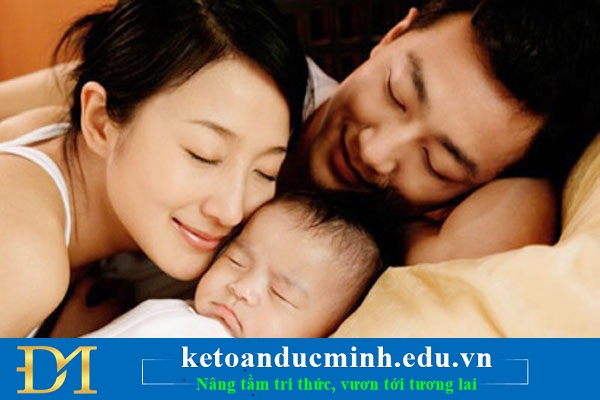 Chế độ thai sản dành cho nam giới đóng bảo hiểm xã hội có vợ sinh con