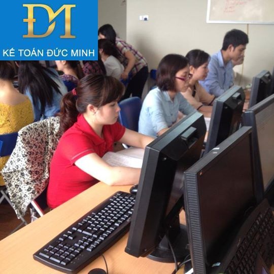 học kế toán