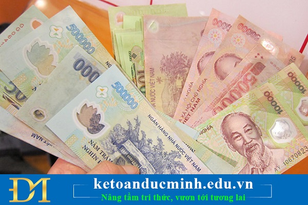 Chi phí bằng tiền