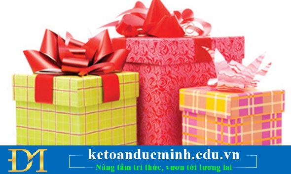 Qùa tặng nên chú trọng hình thức